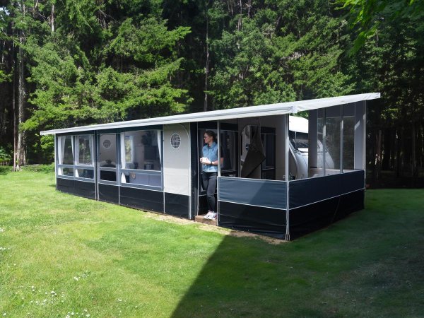 Isabella Villa - Fristående förtält för camping året runt