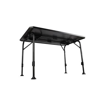 svart black